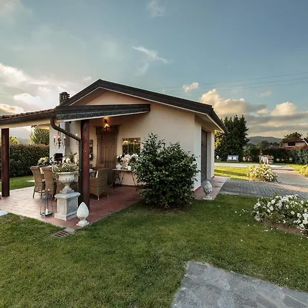 Tuscan With Pool Near Lucca